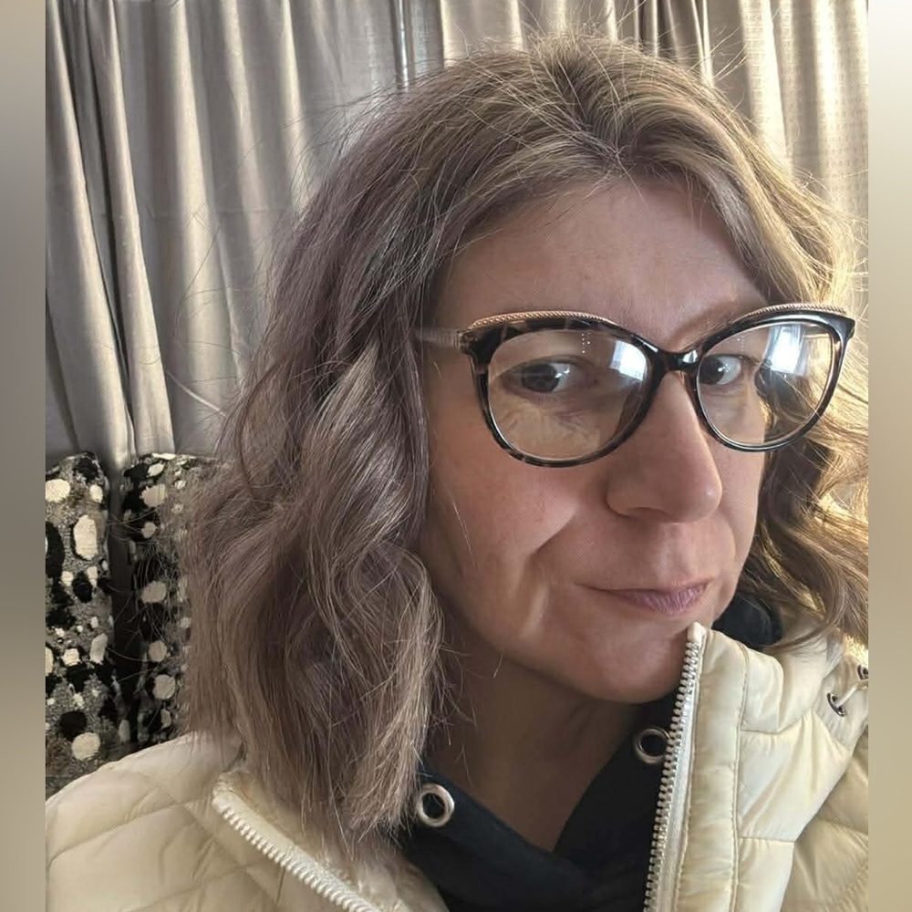 Meet your Posher, Jennifer